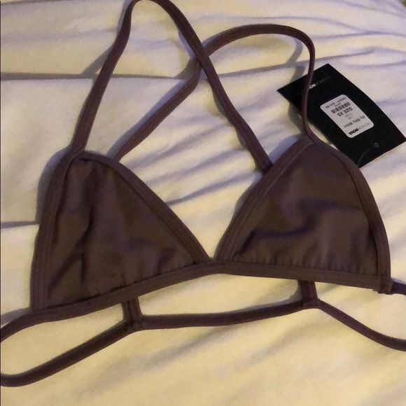 Bikini - Picture 3 of 5